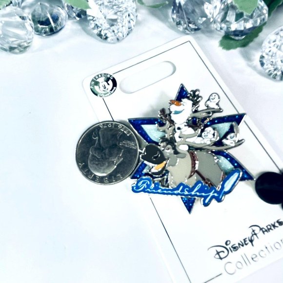 Disney Frozen Friendship Olaf the Snowman and Sven the Reindeer Pin - Picture 5 of 7